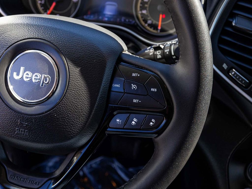 Used 2023 Jeep Cherokee Altitude Lux w/ Lux Elite Package image 24