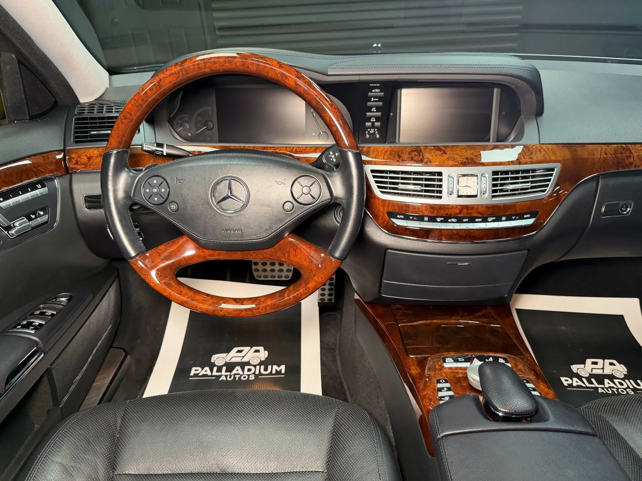 Used 2013 Mercedes-Benz S 550 w/ Sport Pkg Plus One image 31