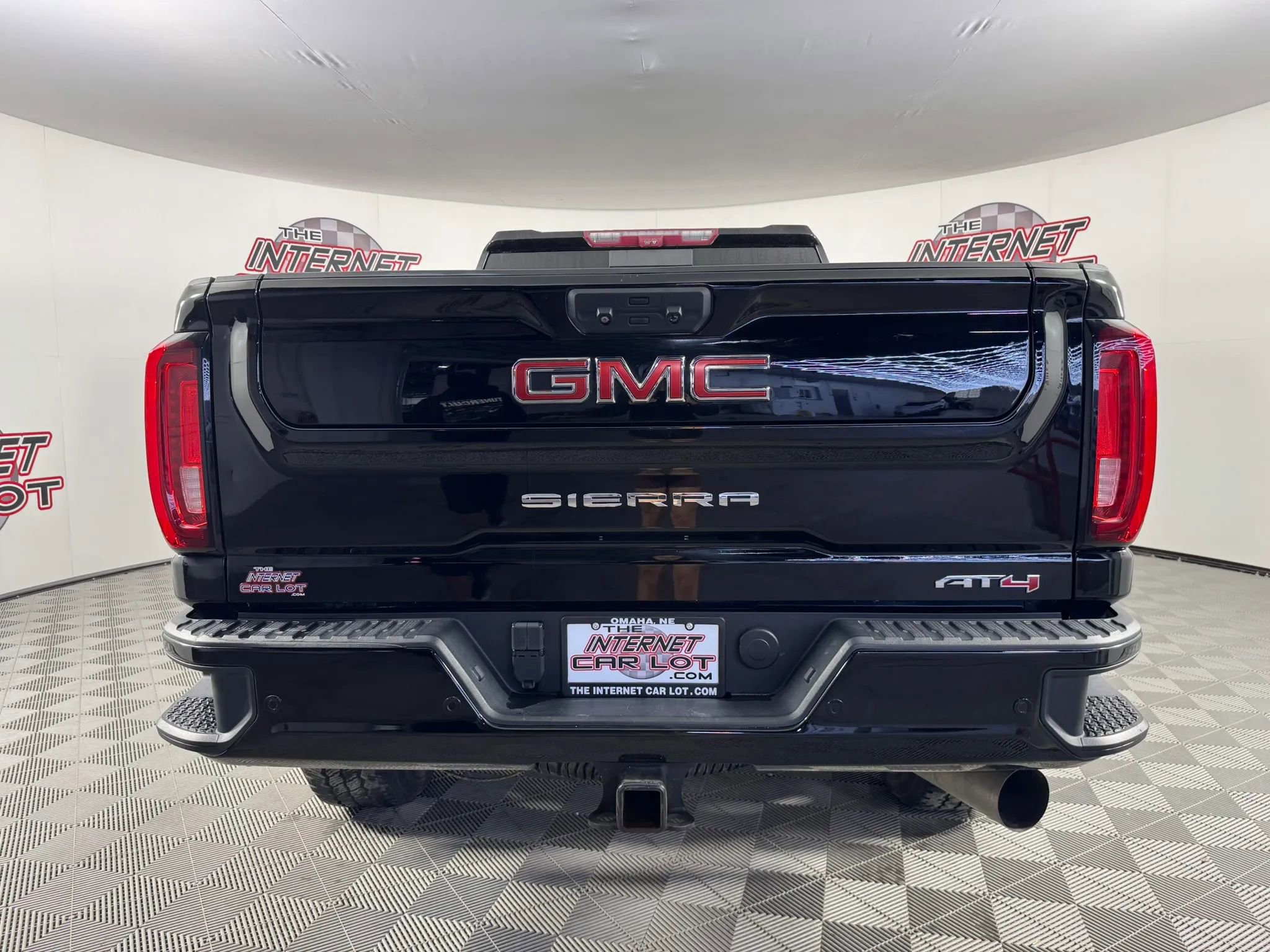 Used 2021 GMC Sierra 2500 AT4 w/ AT4 Premium Plus Package image 6