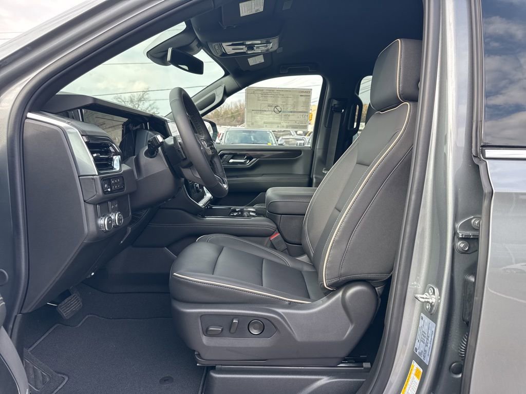 New 2026 GMC Yukon XL Elevation image 17
