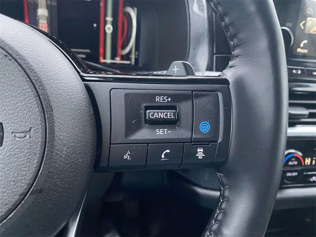 Used 2024 Nissan Pathfinder Platinum w/ Cargo Package image 20