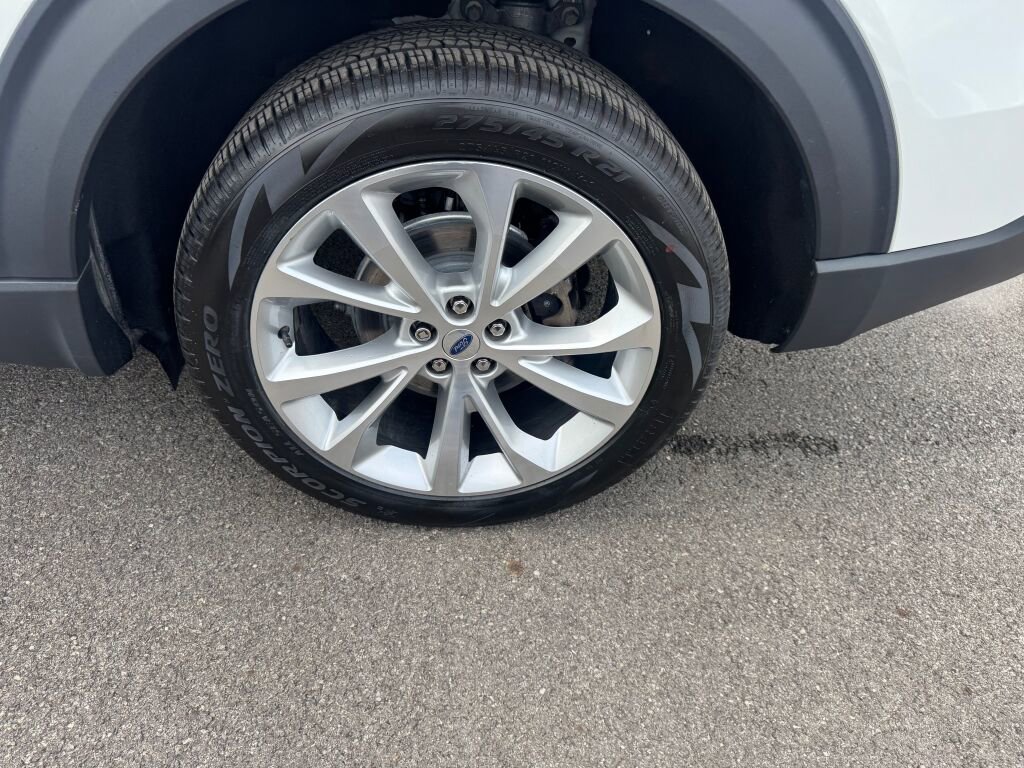 Used 2022 Ford Explorer Platinum w/ Technology Package image 25