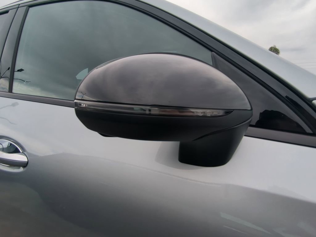 New 2025 Mercedes-Benz GLC 350e 4MATIC image 24