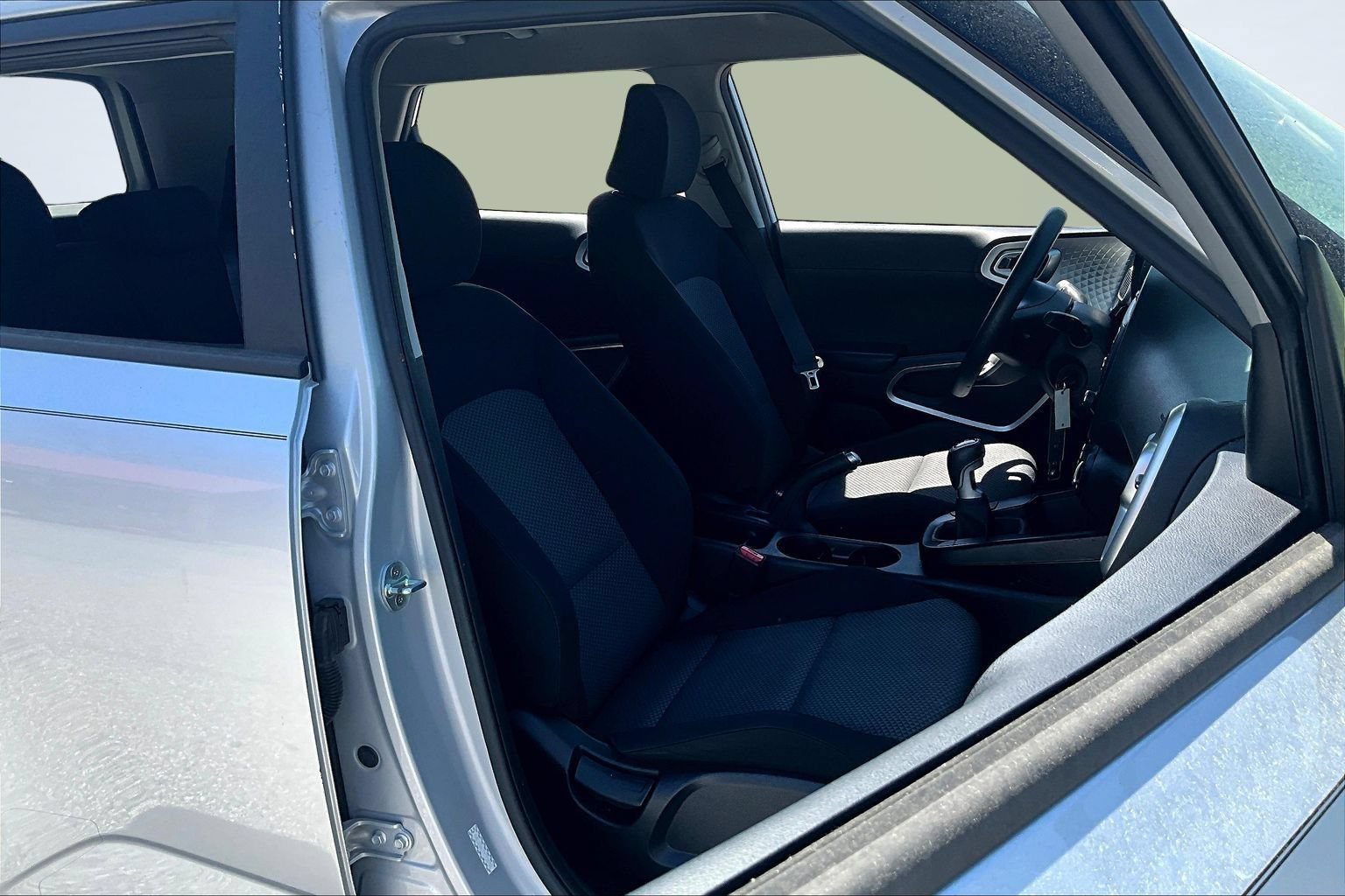 Used 2021 Kia Soul LX FWD image 27