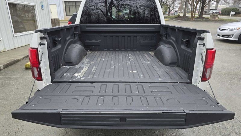 Used 2020 Ford F150 Lariat w/ Equipment Group 502A Luxury image 37