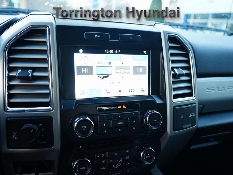 Used 2017 Ford F250 Lariat w/ Chrome Package image 16