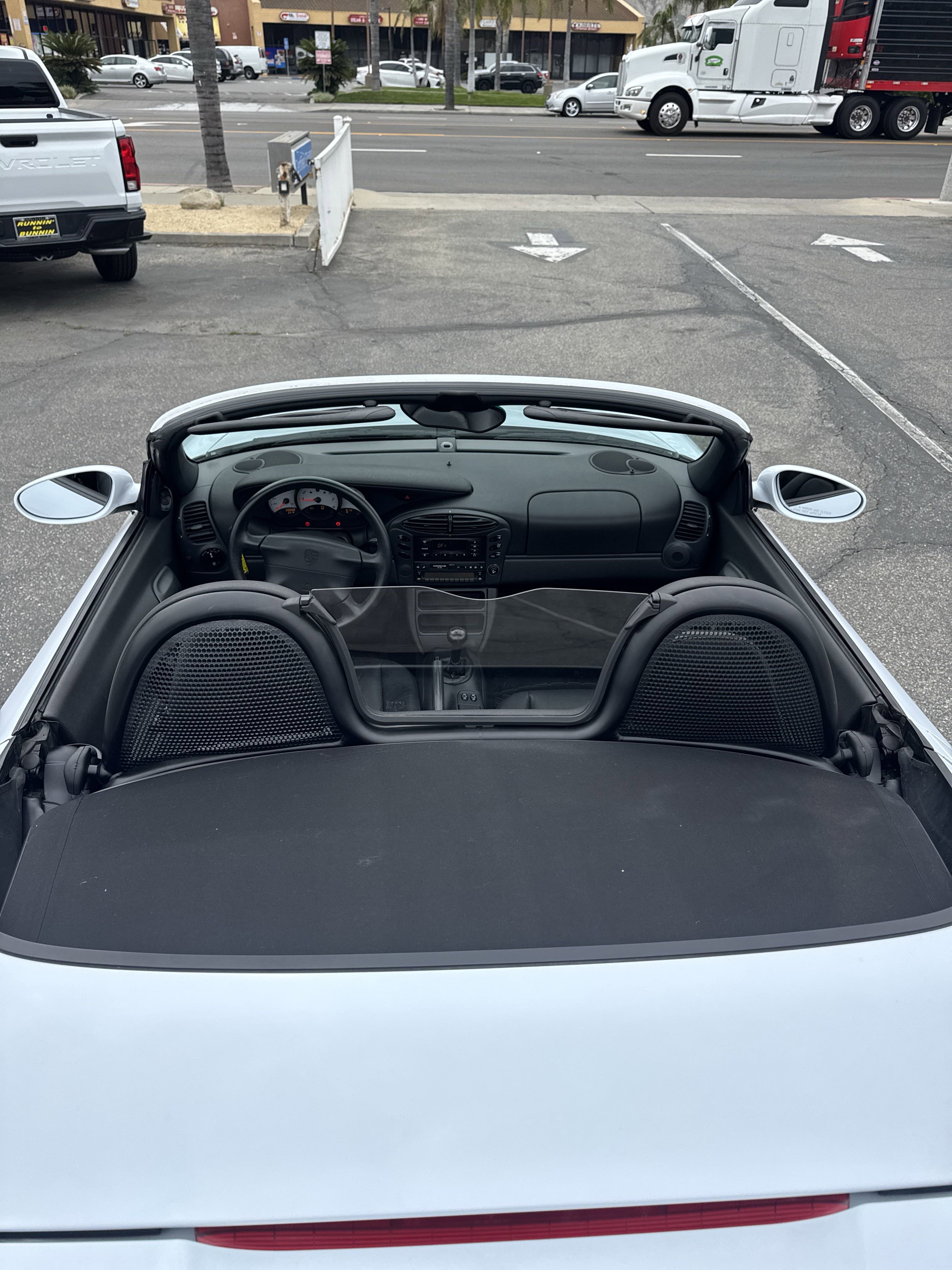 Used 1997 Porsche Boxster image 11