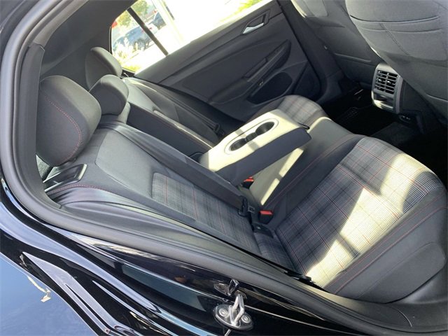 Used 2022 Volkswagen GTI SE image 12