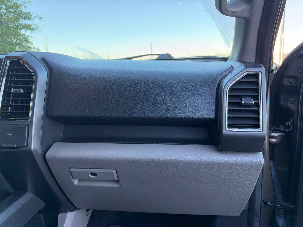 Used 2016 Ford F150 XLT w/ Trailer Tow Package AWD/4WD image 16