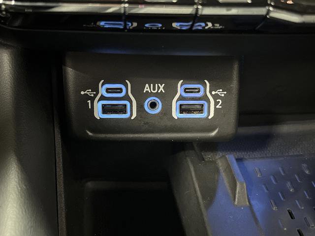 Used 2025 Dodge Durango R/T image 25