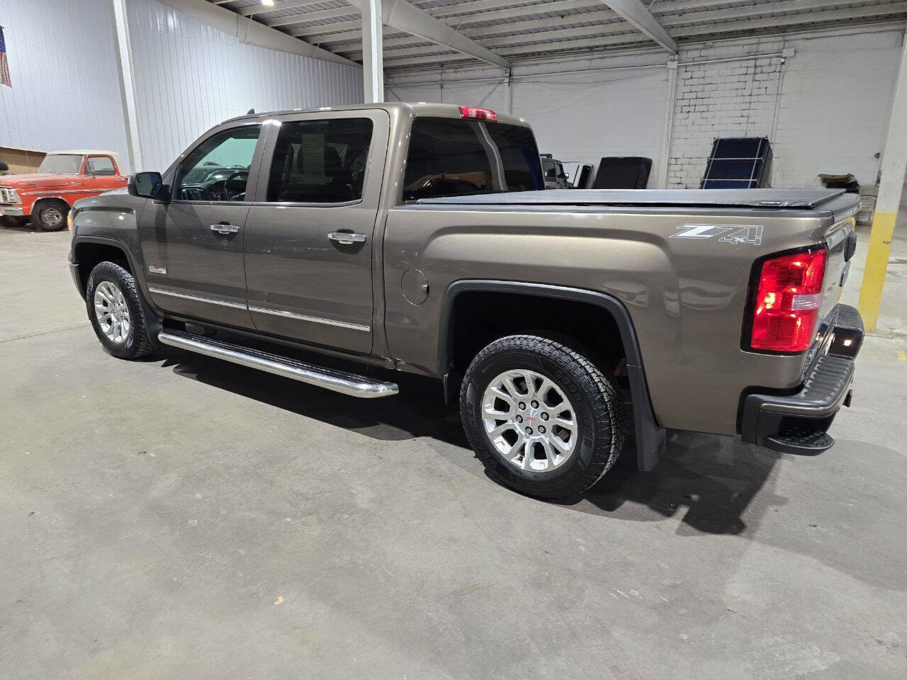 Used 2015 GMC Sierra 1500 SLE w/ All-Terrain Package image 9