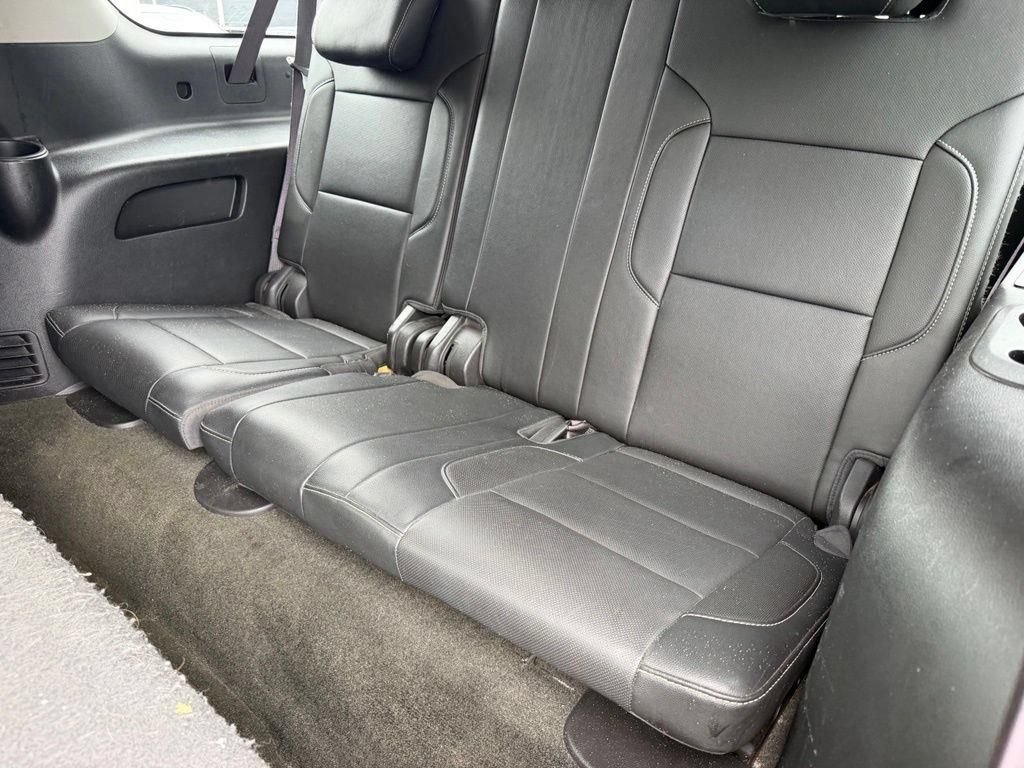 Used 2017 GMC Yukon XL SLT AWD/4WD image 12
