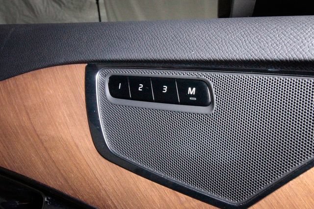 Certified 2025 Volvo XC90 B5 Plus w/ Protection Package Premier AWD/4WD image 20