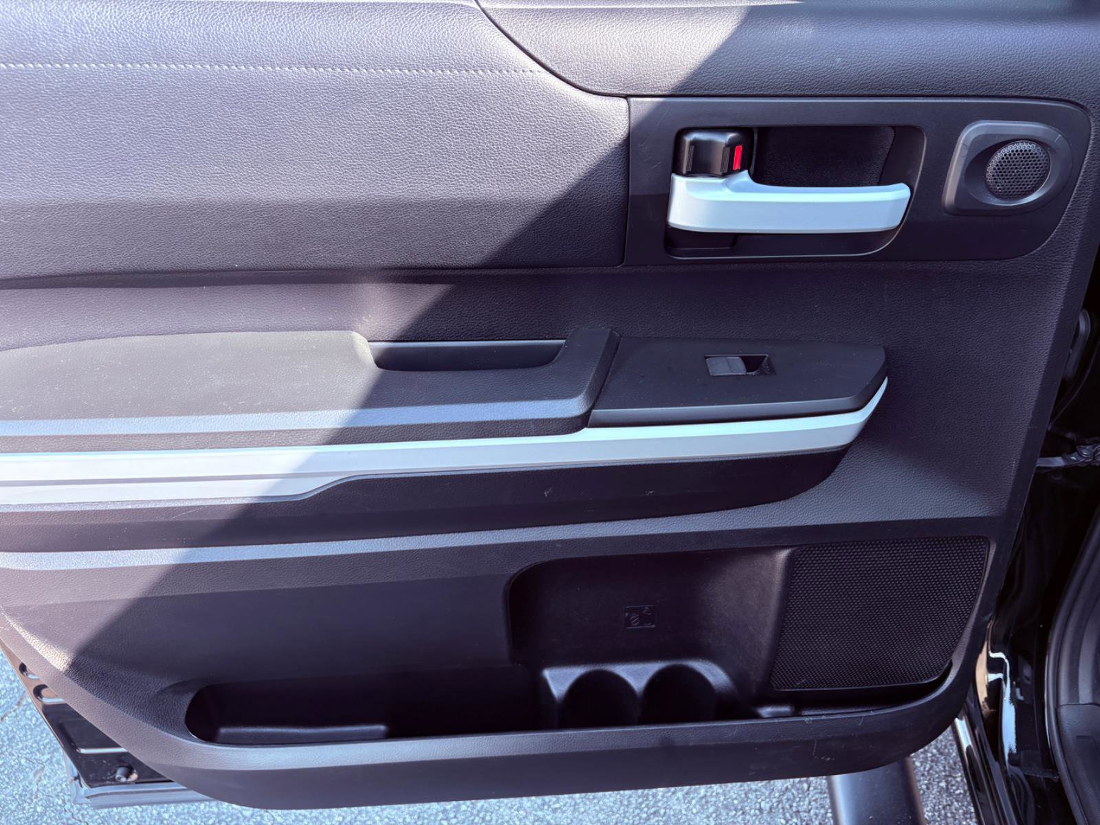 Used 2019 Toyota Tundra SR5 AWD/4WD image 16