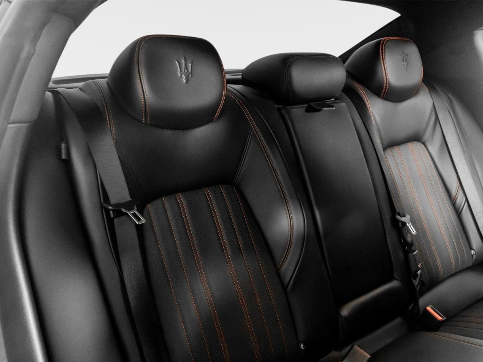 Used 2023 Maserati Ghibli Modena Q4 AWD/4WD image 31