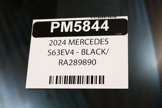 Used 2024 Mercedes-Benz S 63 AMG S w/ Carbon Fiber Exterior Package image 37