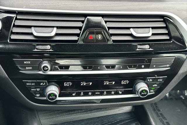 Used 2023 BMW 530e w/ Premium Package image 19