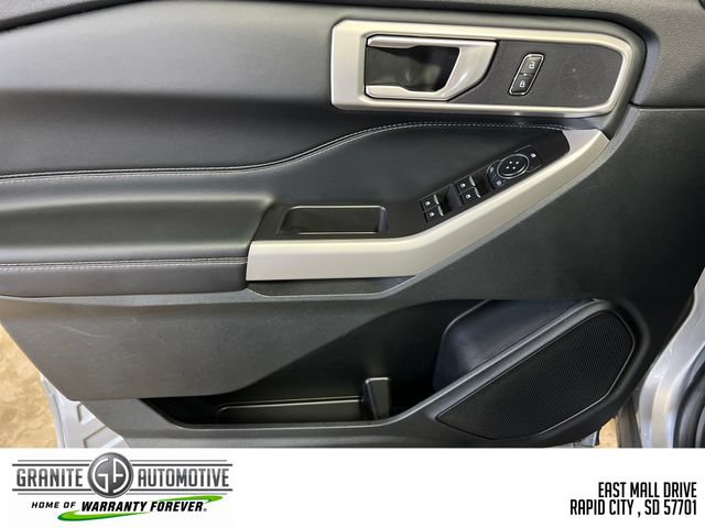 Used 2024 Ford Explorer XLT AWD/4WD image 19