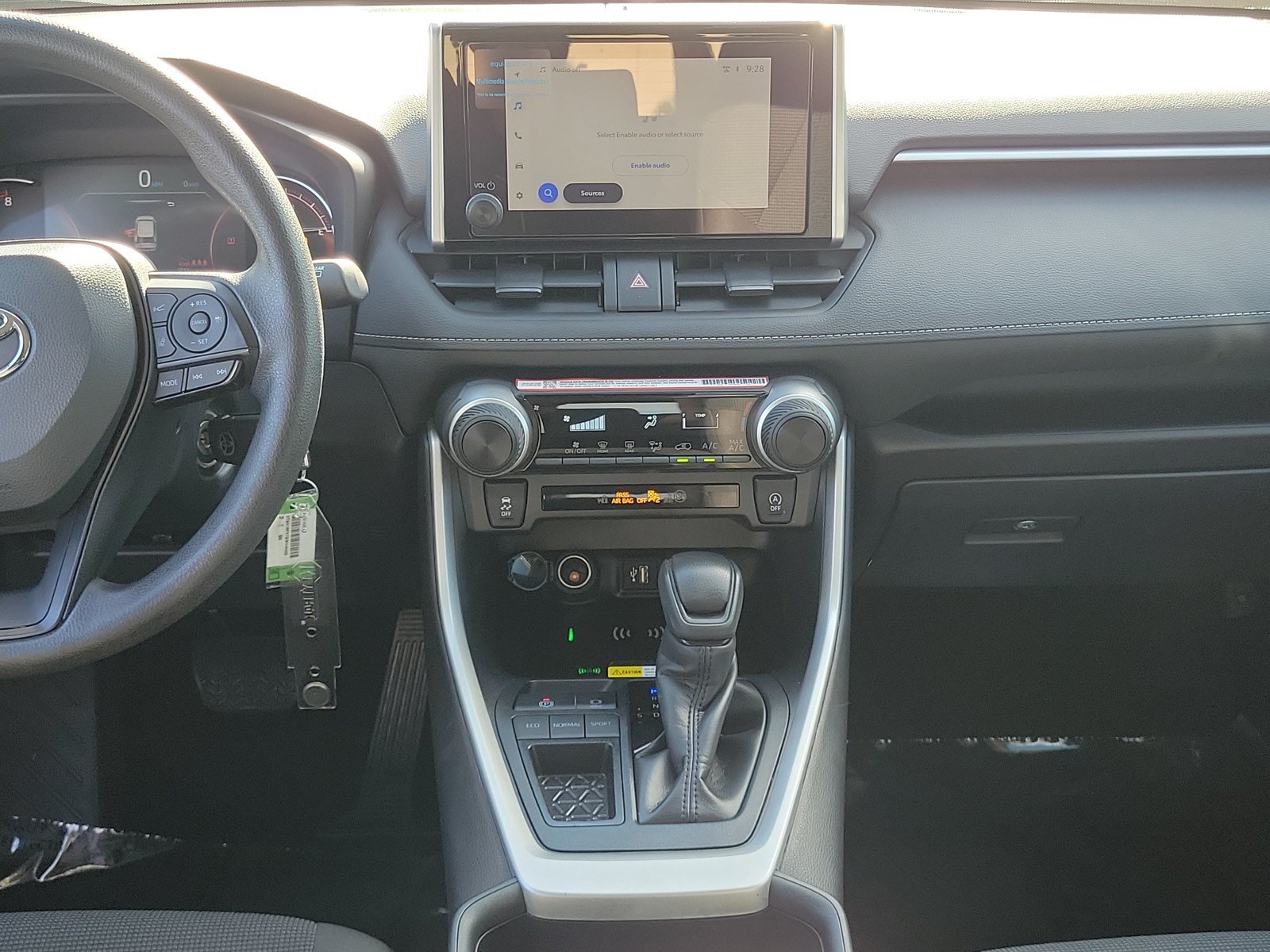 Used 2025 Toyota RAV4 LE FWD image 27