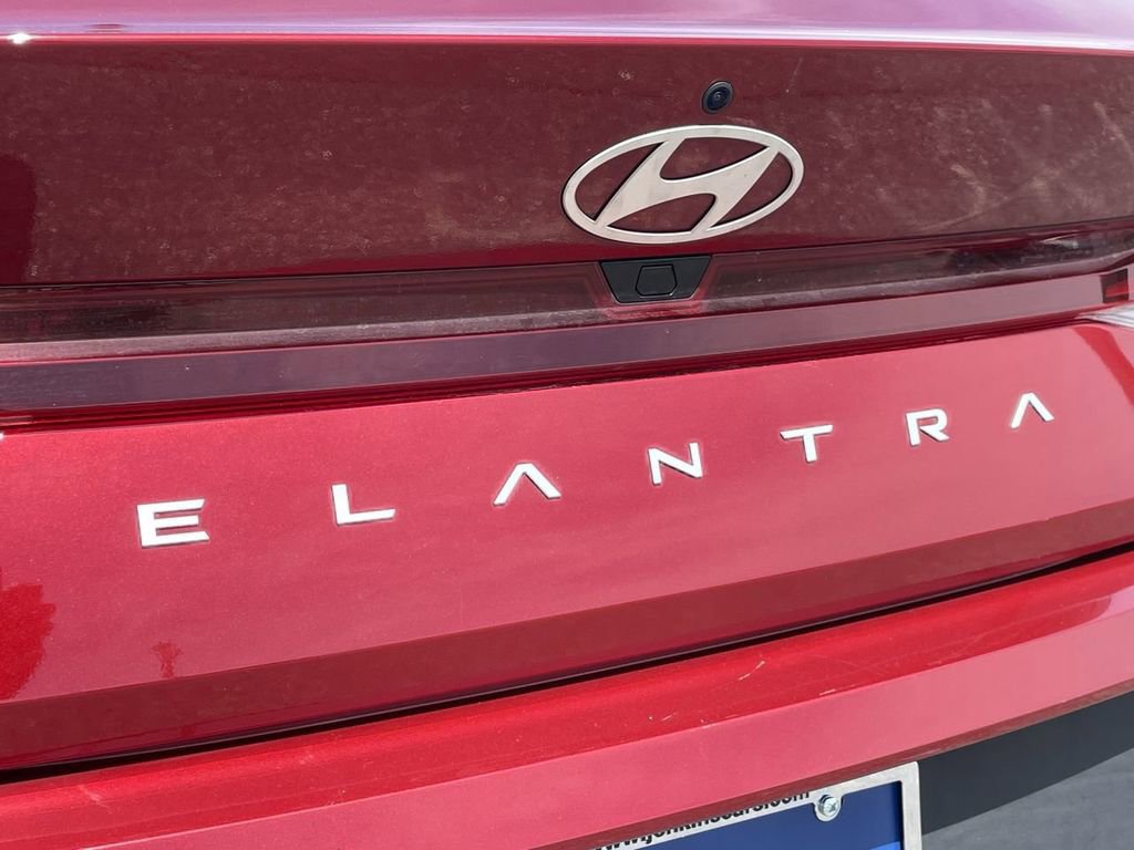Certified 2024 Hyundai Elantra SEL FWD image 37