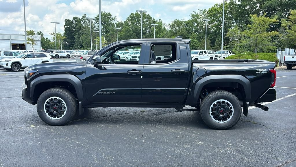 New 2026 Toyota Tacoma TRD Off-Road AWD/4WD image 3