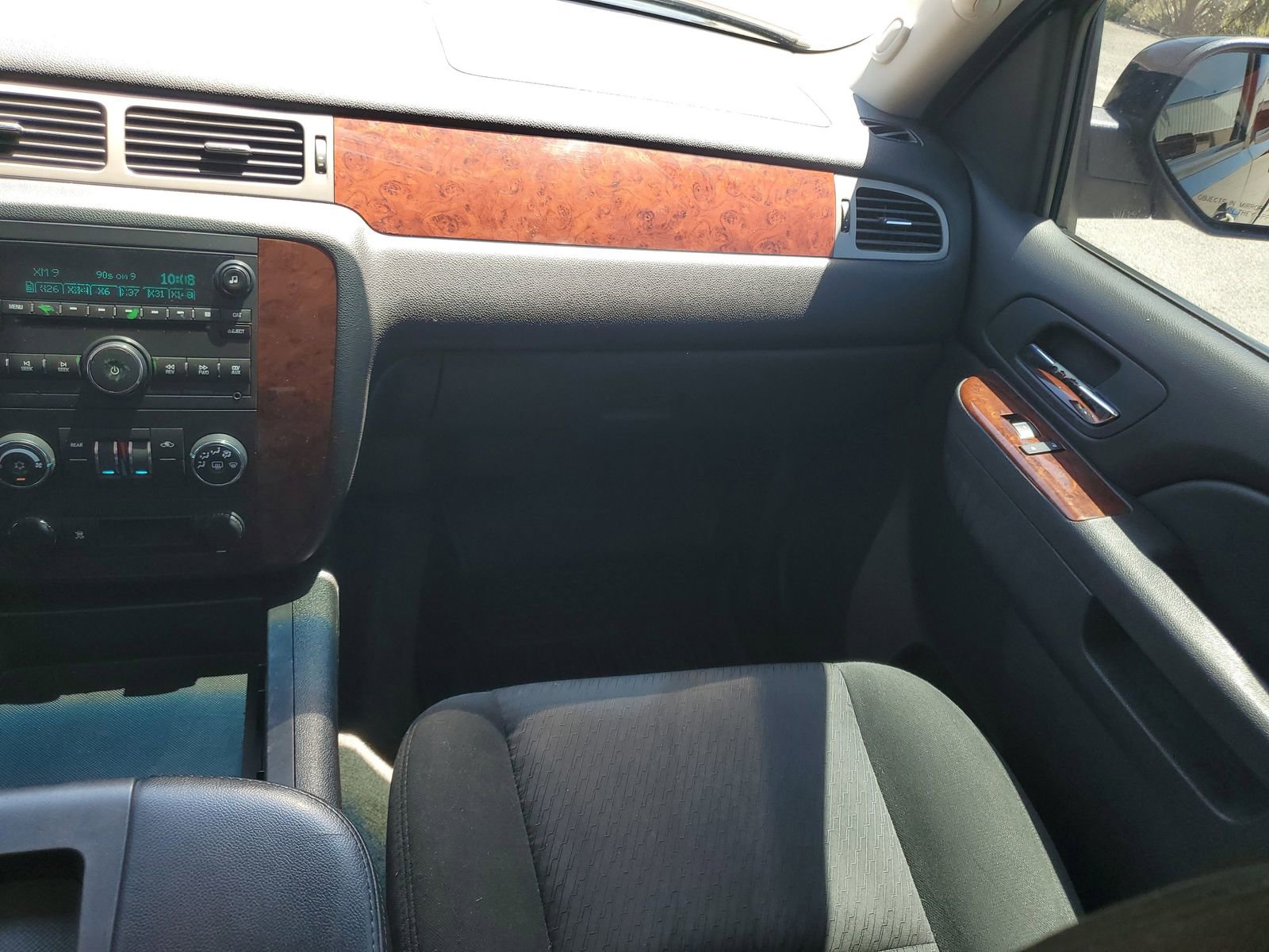 Used 2011 Chevrolet Tahoe LS RWD image 25