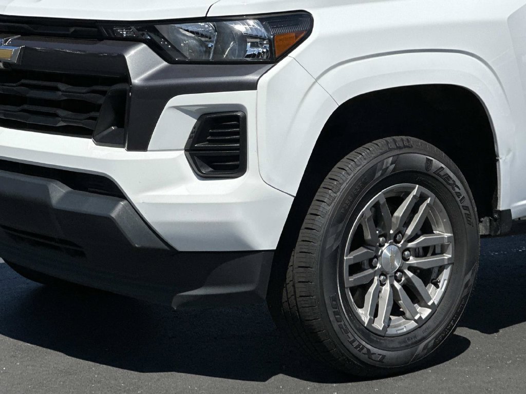 Used 2023 Chevrolet Colorado LT RWD image 8