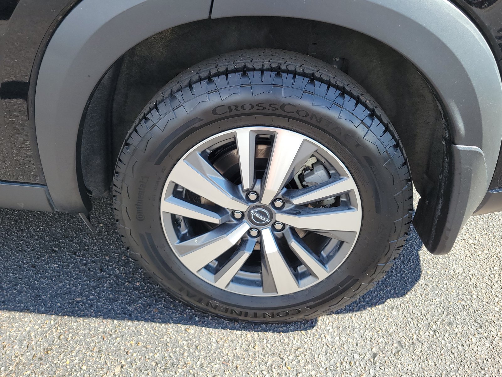 Used 2023 Nissan Pathfinder SL AWD/4WD image 14