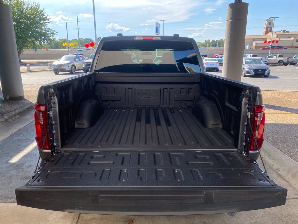 New 2026 Ford F150 STX w/ Equipment Group 200A AWD/4WD image 9