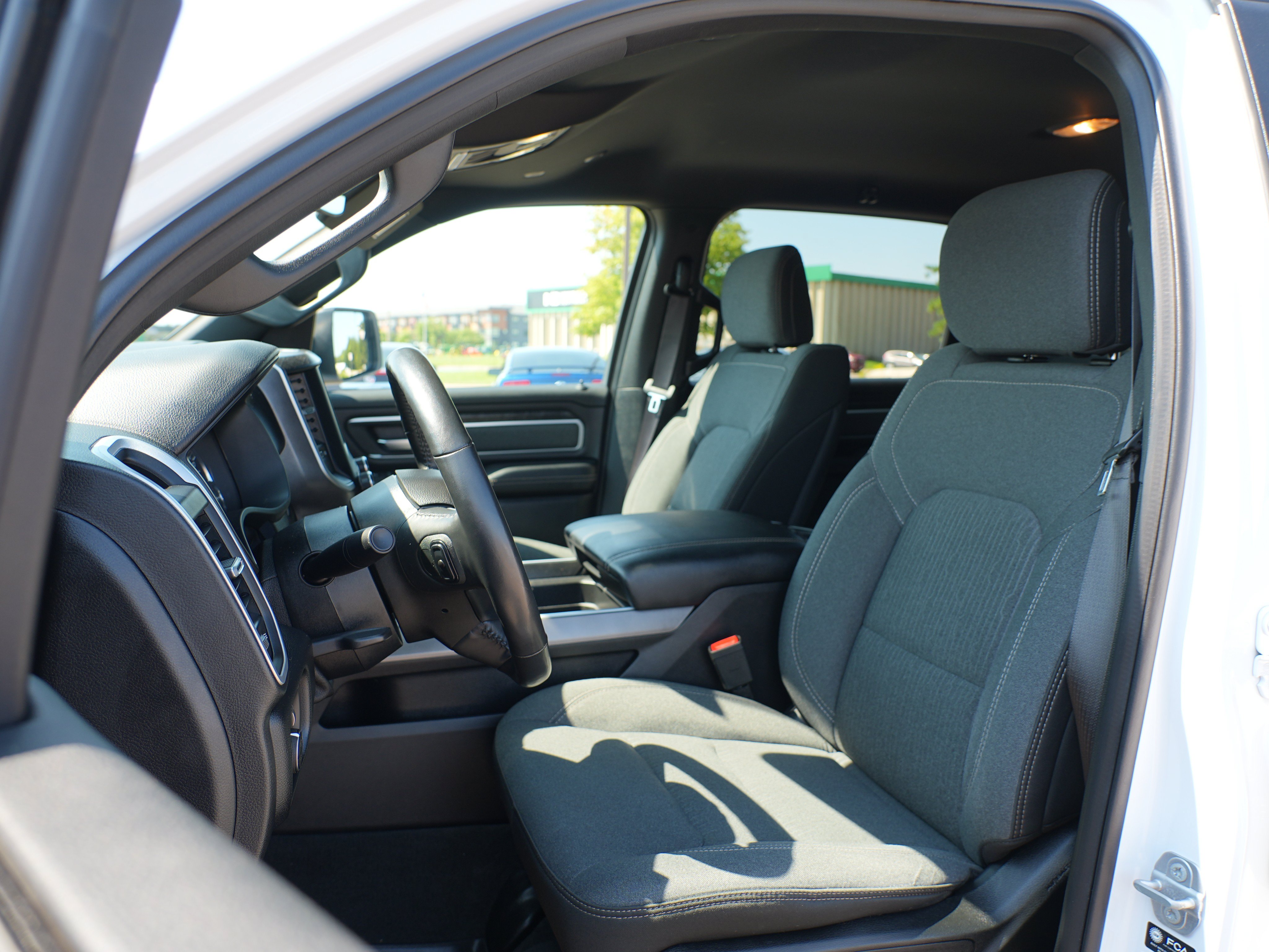 Used 2021 RAM 1500 Big Horn AWD/4WD image 12