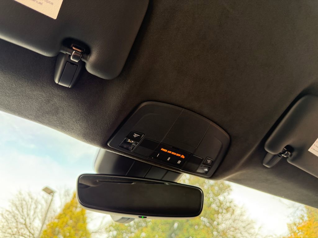 Used 2023 Porsche 718 Cayman GT4 RS RWD image 34