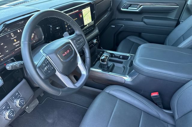 Used 2025 GMC Sierra 1500 SLT w/ SLT Premium Package AWD/4WD image 10