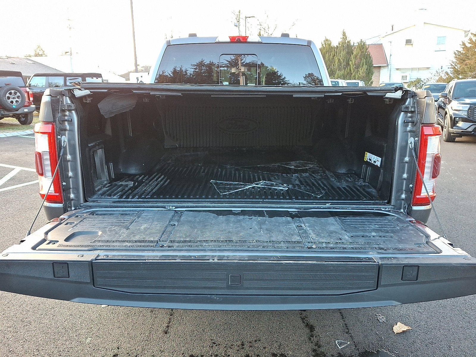 Used 2022 Ford F150 Limited image 30