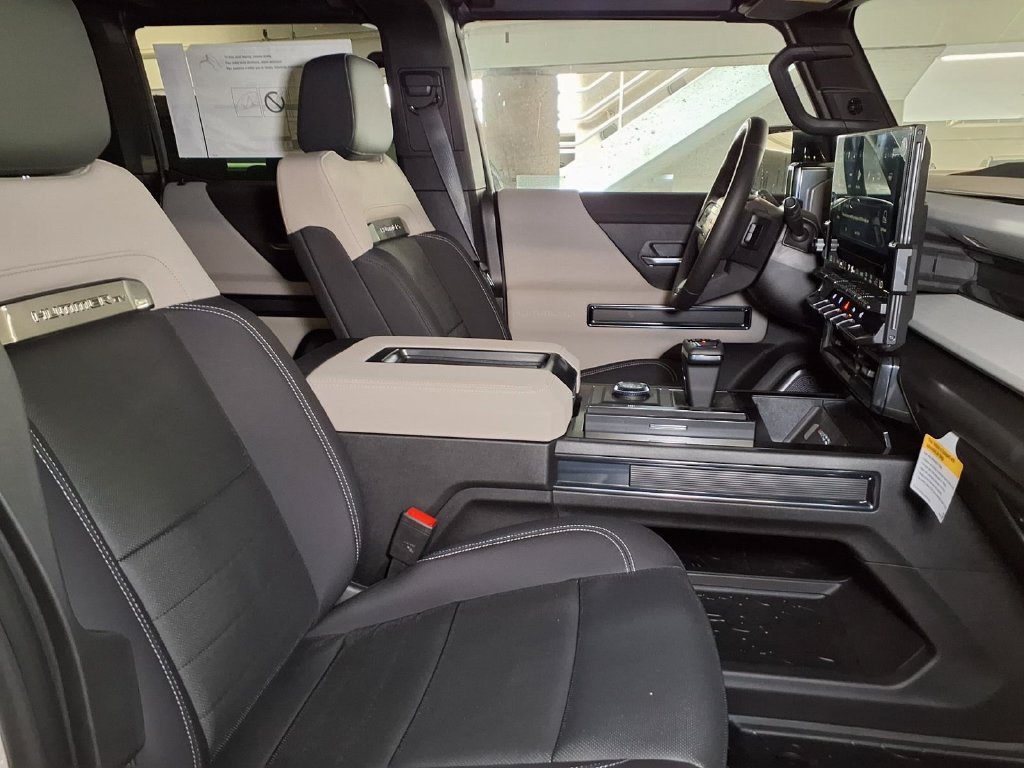 New 2026 GMC Hummer EV 4x4 Crew Cab image 5