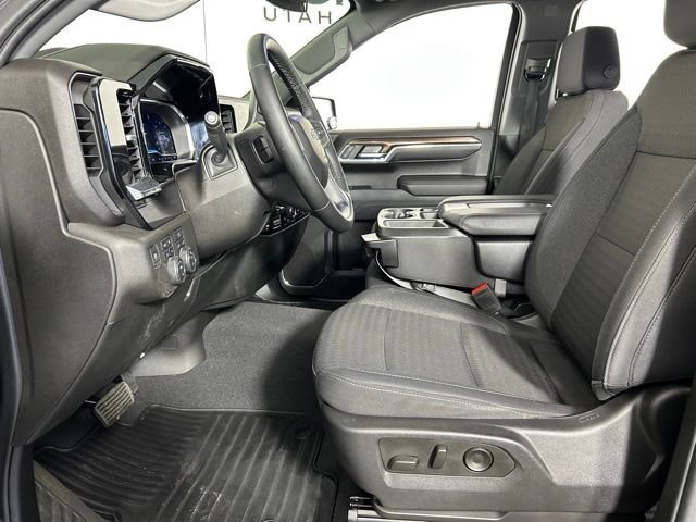 Used 2024 Chevrolet Silverado 1500 RST w/ Z71 Off-Road Package AWD/4WD image 26