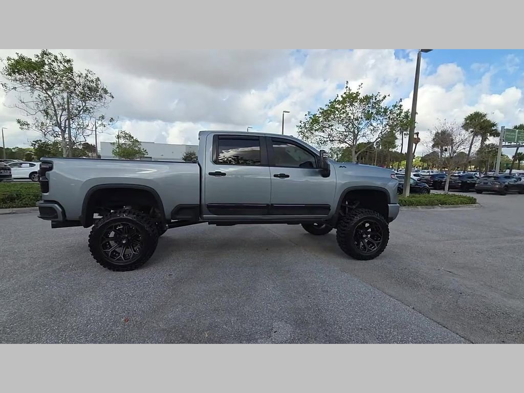 Used 2024 Chevrolet Silverado 2500 High Country w/ High Country Premium Package image 37