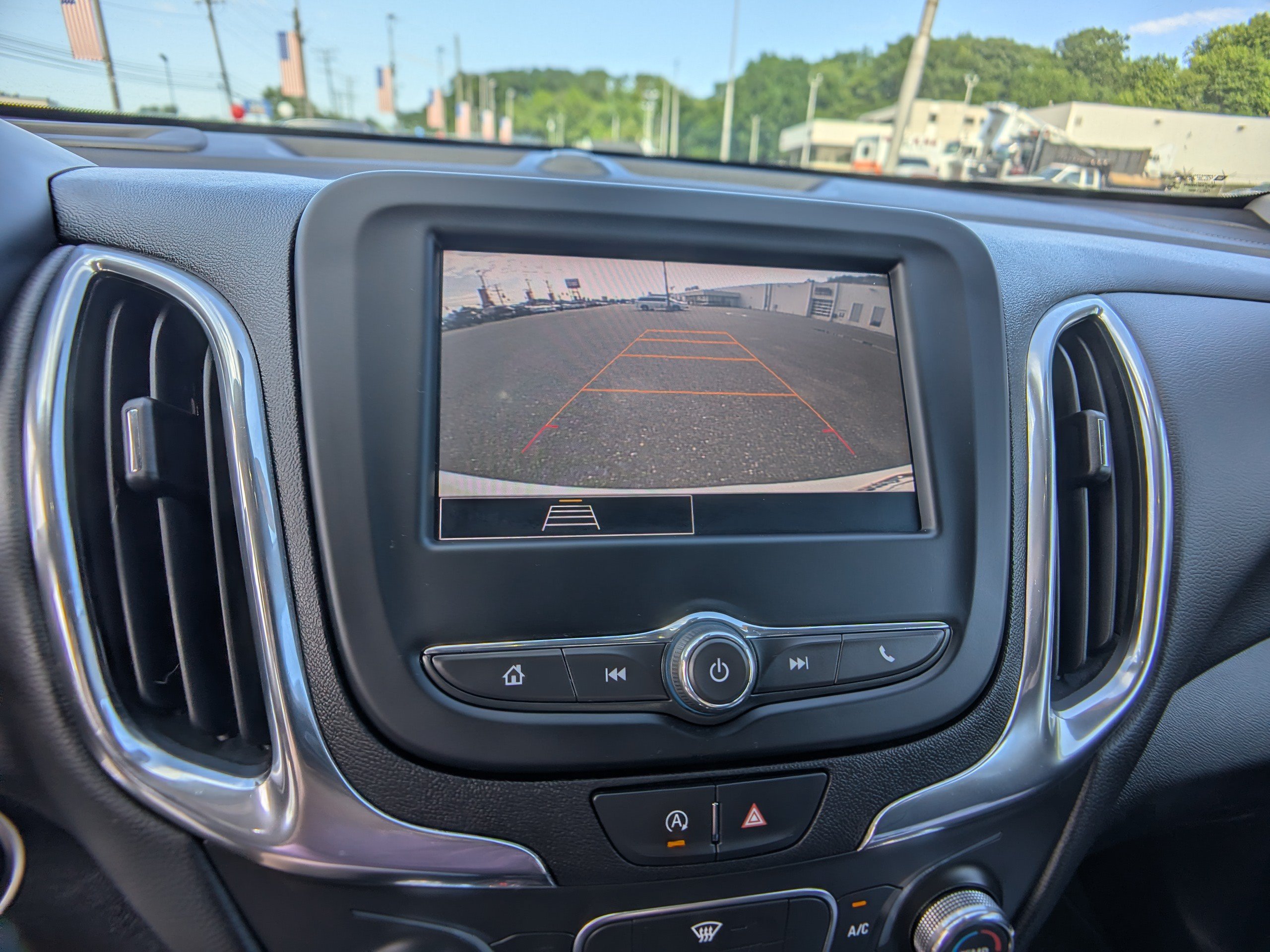 Used 2023 Chevrolet Equinox LT AWD/4WD image 20