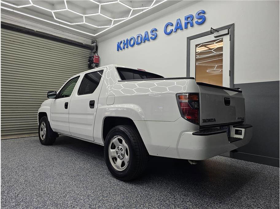 Used 2006 Honda Ridgeline RT image 3