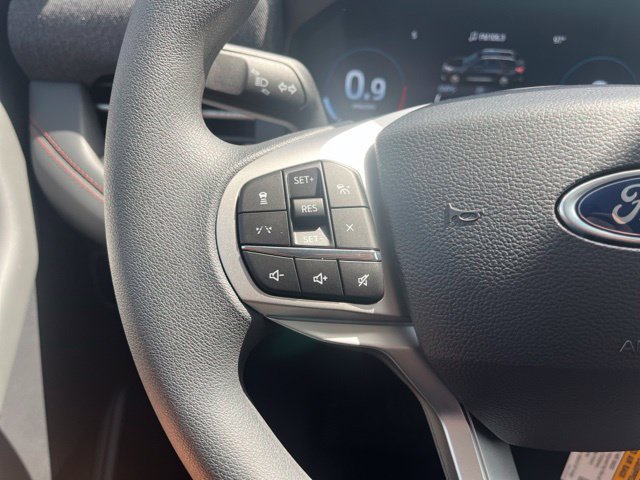 New 2026 Ford Explorer Active RWD image 16