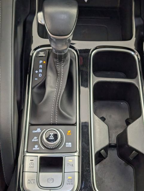 Used 2021 Kia Telluride SX w/ SX Prestige Package image 24