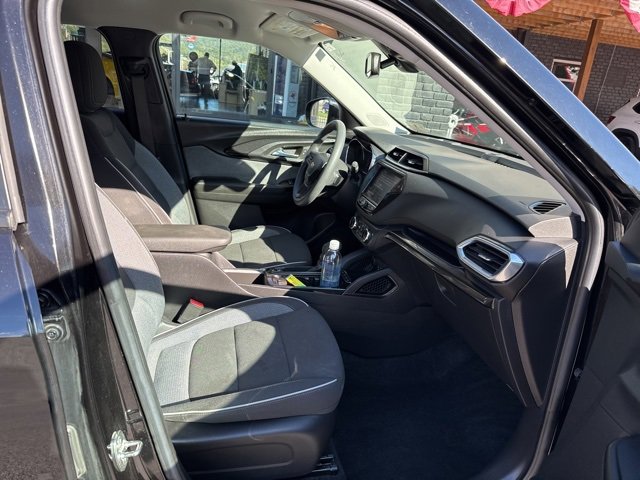 Used 2023 Chevrolet TrailBlazer LT w/ Convenience Package image 40