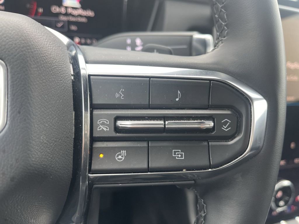 Used 2025 GMC Terrain Elevation image 20