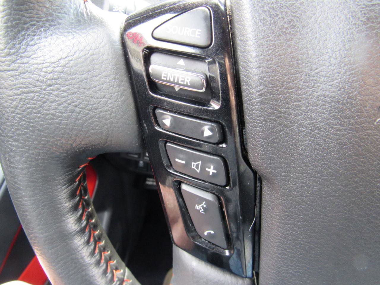 Used 2023 Nissan Frontier PRO-4X w/ Pro-4X Premium Package image 26