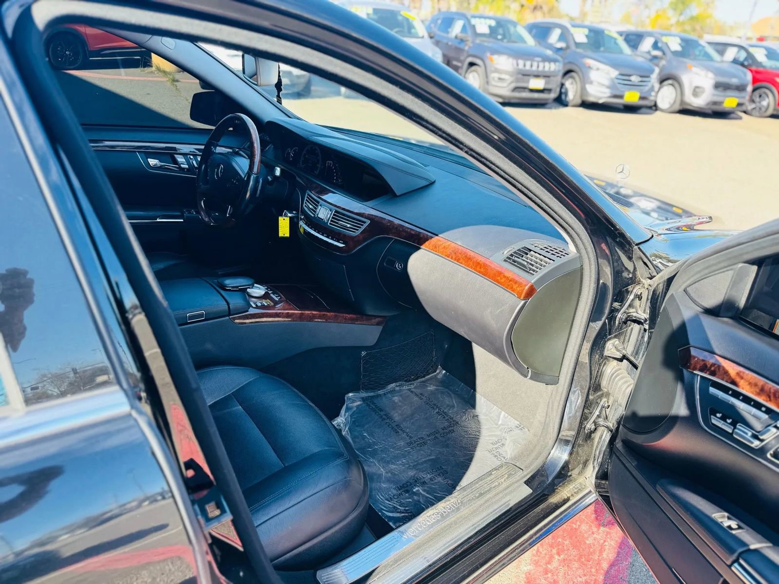 Used 2012 Mercedes-Benz S 550 image 11