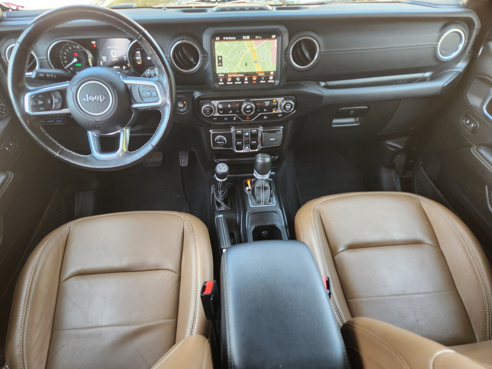 Used 2021 Jeep Wrangler Unlimited Sahara w/ Cold Weather Group AWD/4WD image 8
