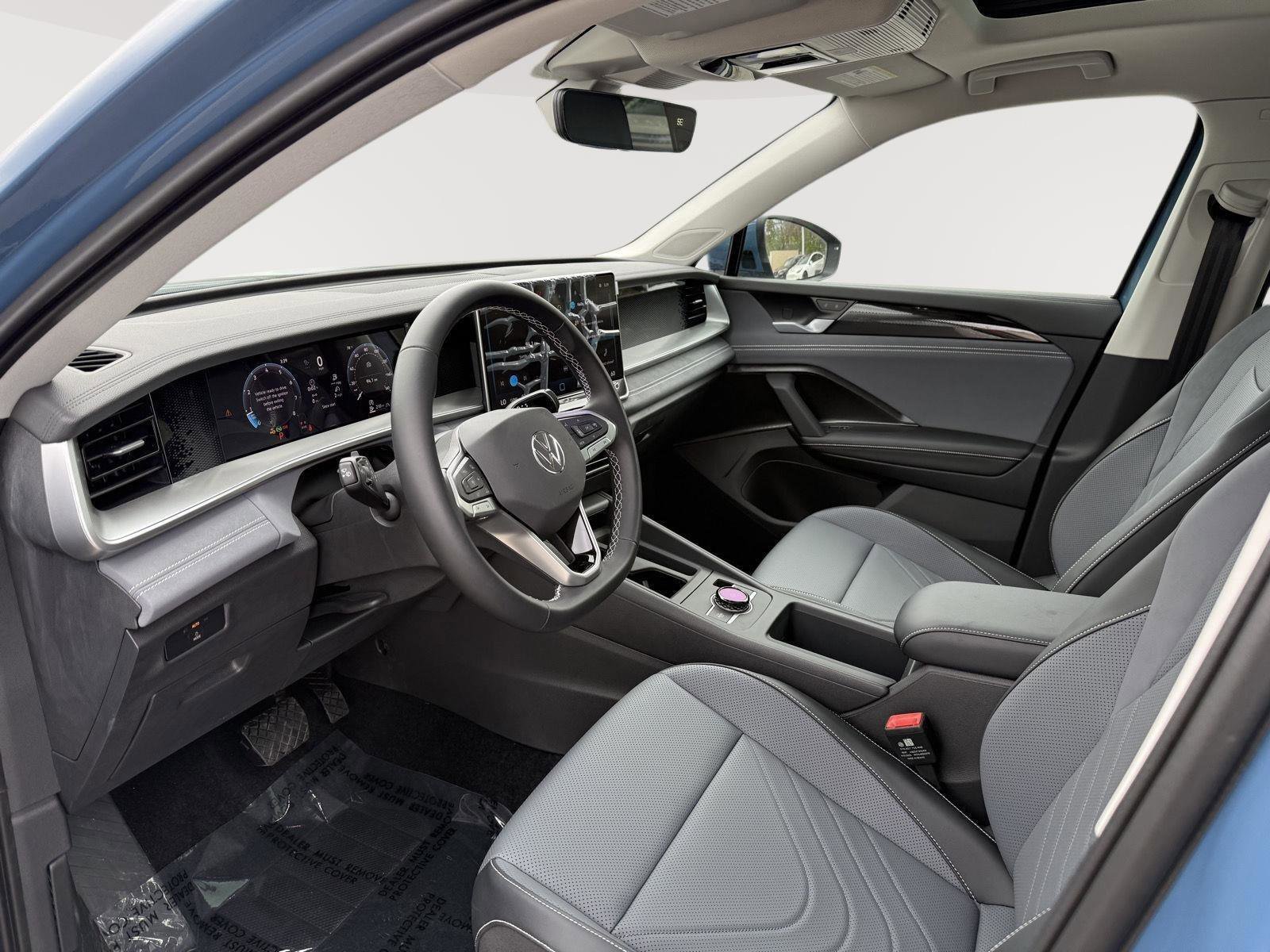 New 2026 Volkswagen Tiguan SE AWD/4WD image 9