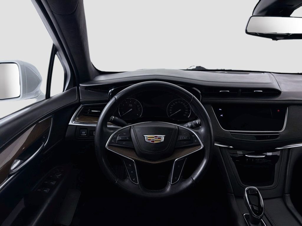 Used 2018 Cadillac XT5 Platinum w/ Driver Assist Package AWD/4WD image 23