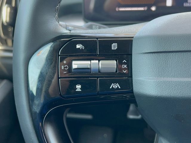 Certified 2026 Kia Sorento LX image 25