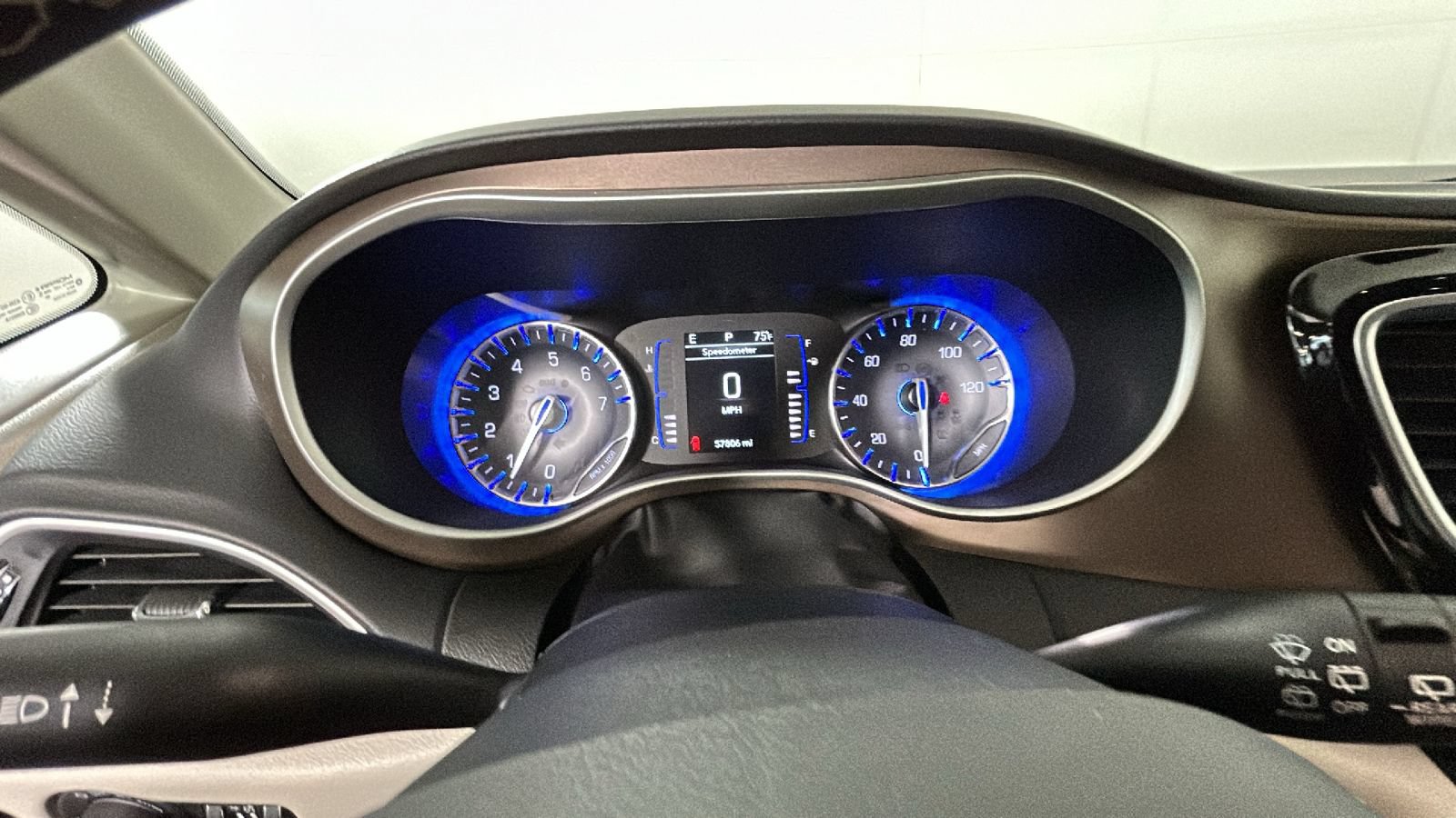 Used 2022 Chrysler Voyager LX FWD image 21