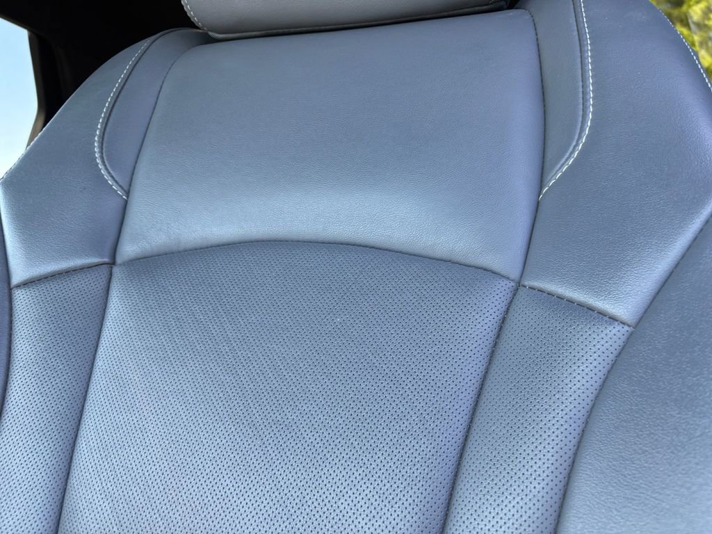 Used 2022 Buick Enclave Premium image 16